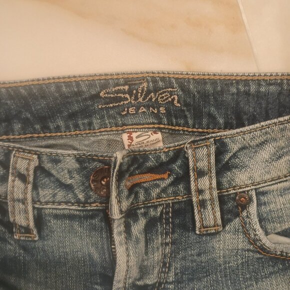 Jeans - Picture 3 of 5